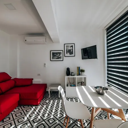 Eterna Primavera アパート *